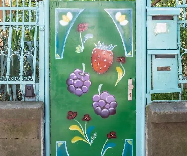 דירה Barcelona Colorful W Backyard