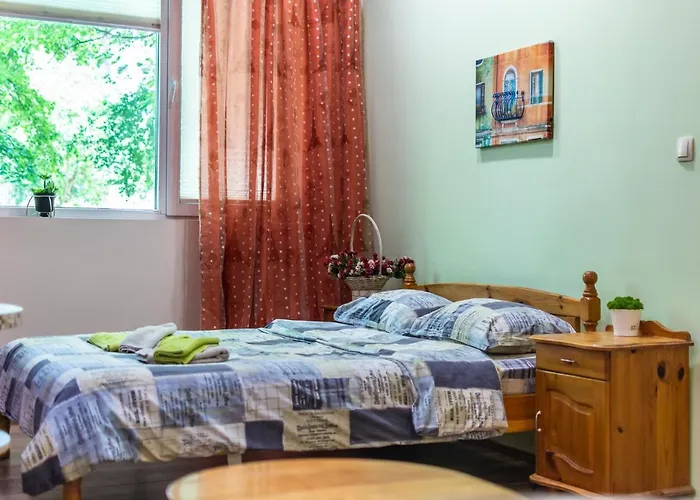 Barcelona Colorful W Backyard София