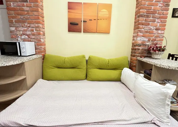 Barcelona Colorful W Backyard Апартамент *